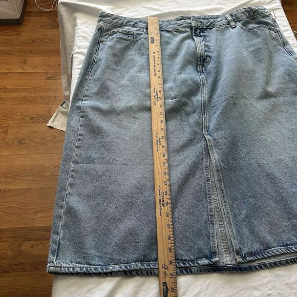 Old Navy Denim High Rise Secret Smooth Pockets Midi Skirt Plus Size 24 3XL - Picture 6 of 13